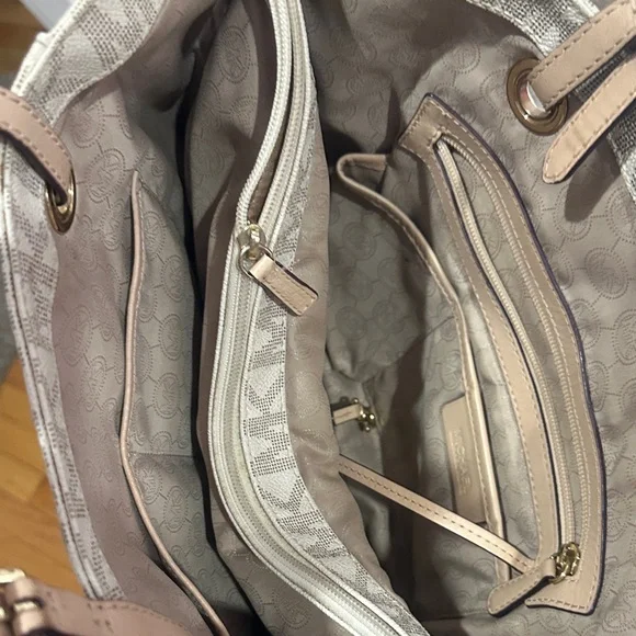 Michael Kors Cream and Tan Logo Tote - Picture 3 of 4